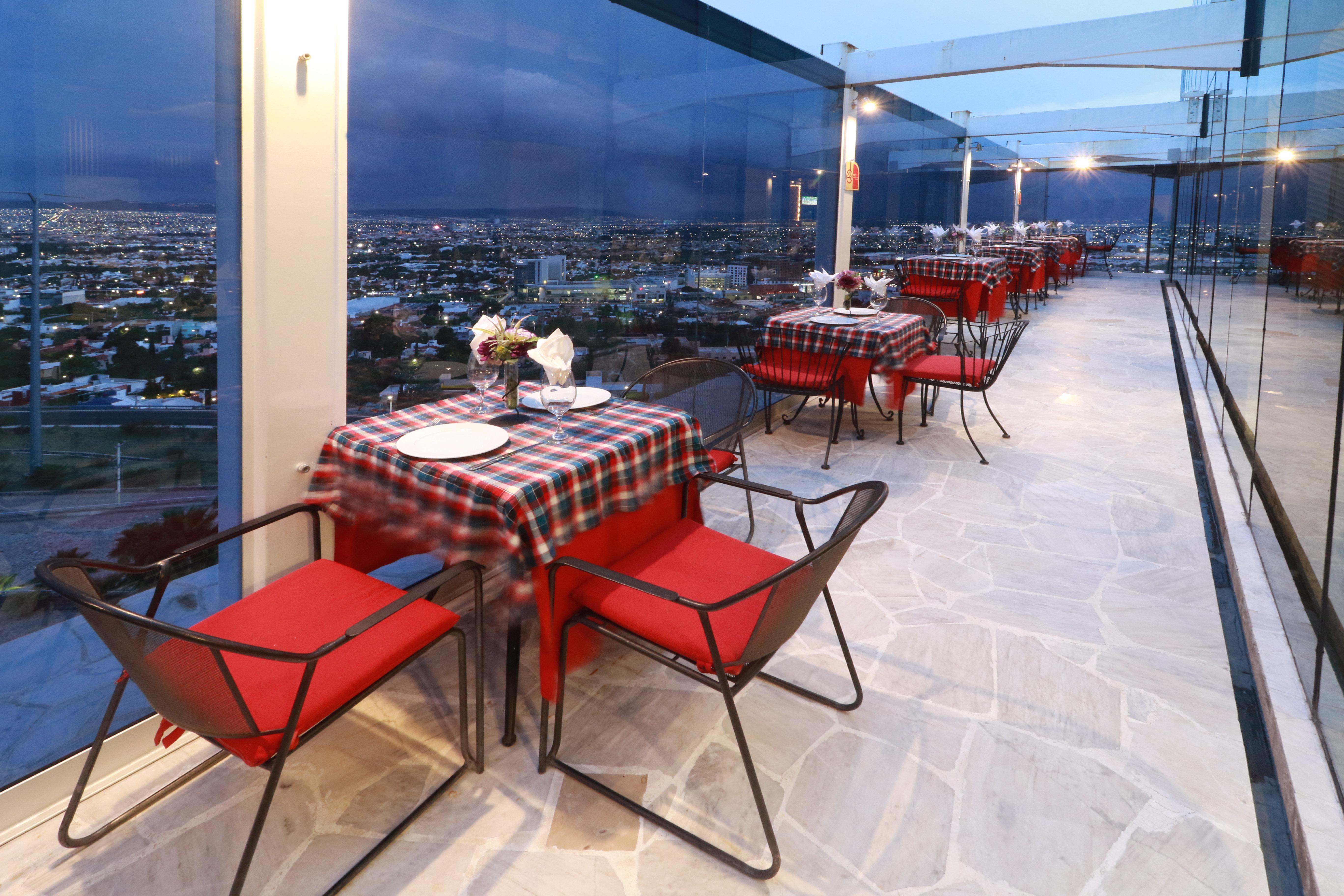 Holiday Inn Queretaro Zona Diamante By Ihg Zewnętrze zdjęcie